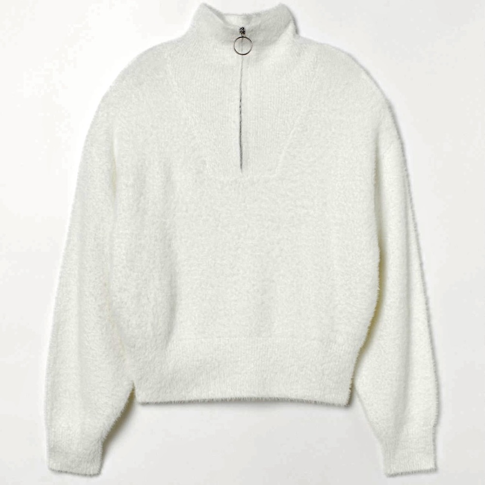 NWT Fluffy Super SOFT Sweater